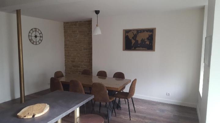 Appartement Spacieux Et Atypique Sedan Exterior foto