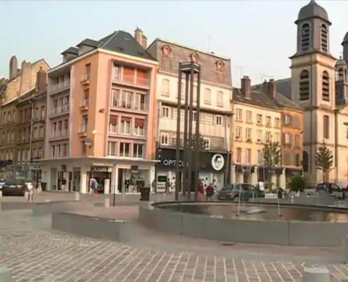 Appartement Spacieux Et Atypique Sedan Exterior foto